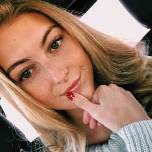 Meet your Posher, Karly